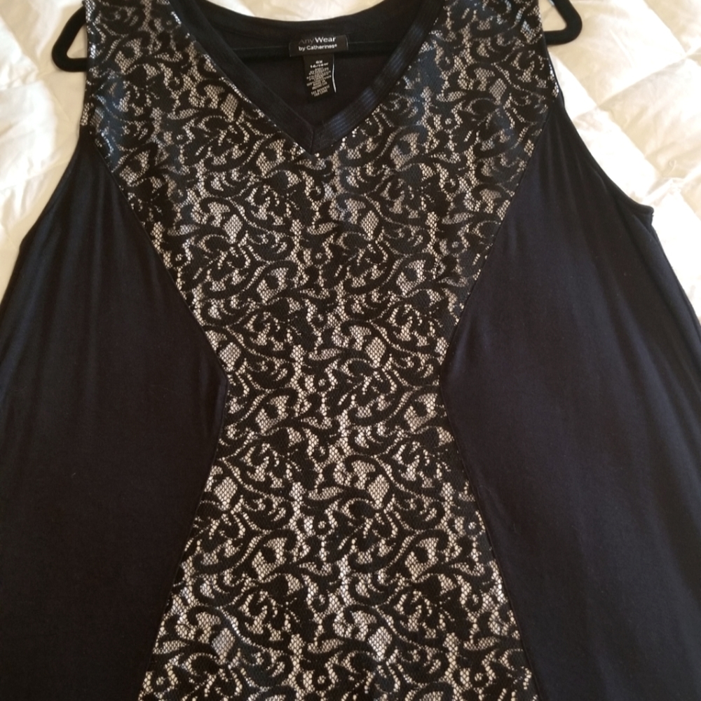 AnyWear black dressy sleevess shirt